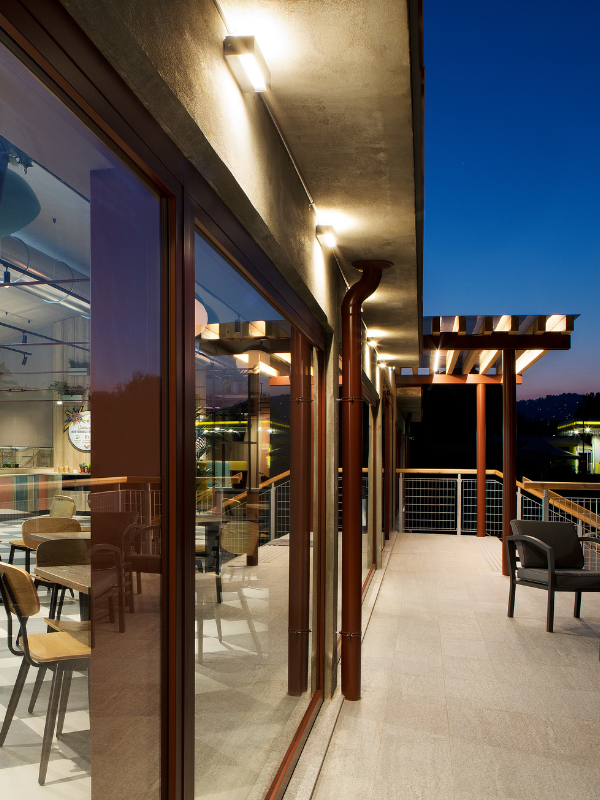 BIG BANG RESTAURANT